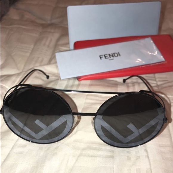 fendi runaway sunglasses